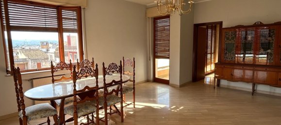 5 bedrooms Apartment in Floridia, Italy No. 311002 3