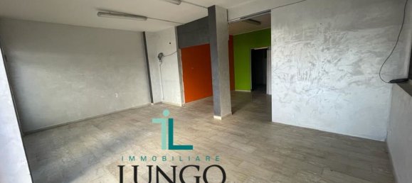 90m² Commercial property in Latina, Italy No. 204216 12