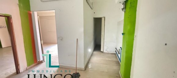 90m² Commercial property in Latina, Italy No. 204216 16