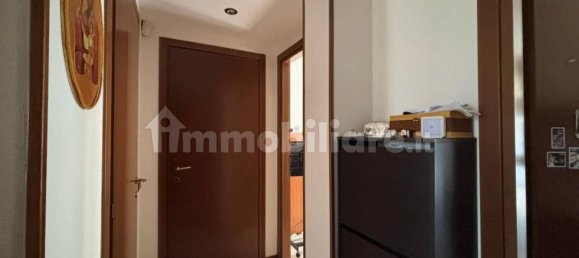 2 Schlafzimmer Wohnung in Malnate, Italy, Nr. 352500 10
