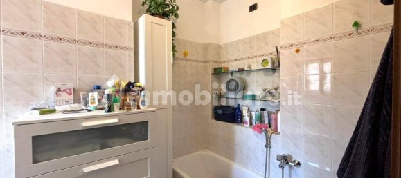 2 Schlafzimmer Wohnung in Malnate, Italy, Nr. 352500 18