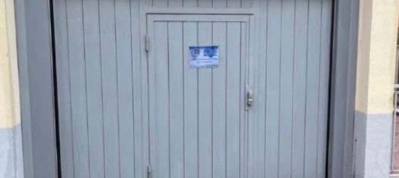  Garage in Nice, France No. 316138 3