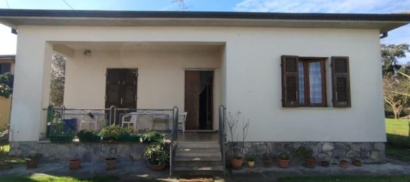Villa de 6 habitaciónes en Massa, Italy No. 215100 7