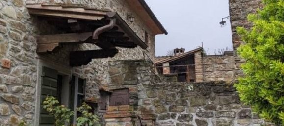 Квартира с 2 комнатами в Чивителла ин Валь ди Кьяна, Италия № 200032 6