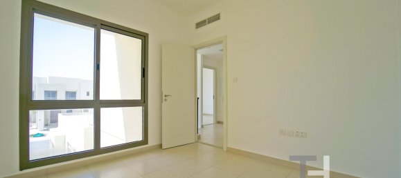 3 Schlafzimmer Stadthaus in Town Square, UAE, Nr. 28615 11