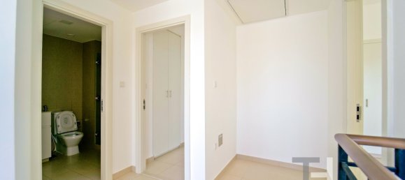 3 Schlafzimmer Stadthaus in Town Square, UAE, Nr. 28615 8