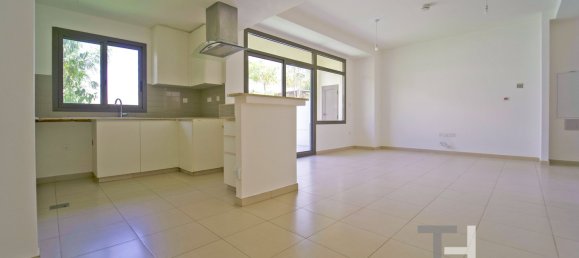 3 Schlafzimmer Stadthaus in Town Square, UAE, Nr. 28615 5