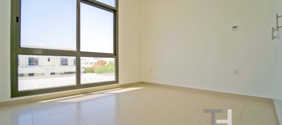 3 Schlafzimmer Stadthaus in Town Square, UAE, Nr. 28615 12