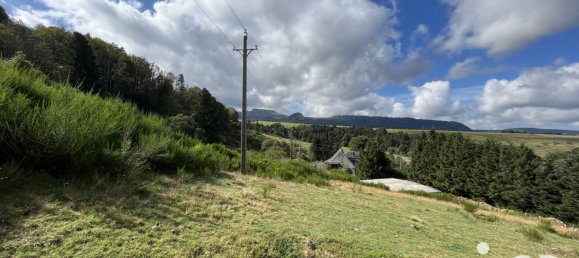  Land in Mont-Dore, France No. 200487 2