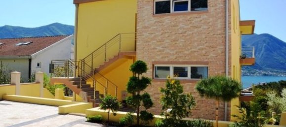 2 bedrooms Apartment in Kotor, Montenegro No. 135 16