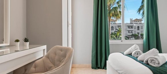 2 bedrooms Penthouse in Estepona, Spain No. 189587 16