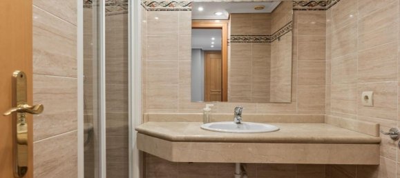 2 bedrooms Penthouse in Estepona, Spain No. 189587 18