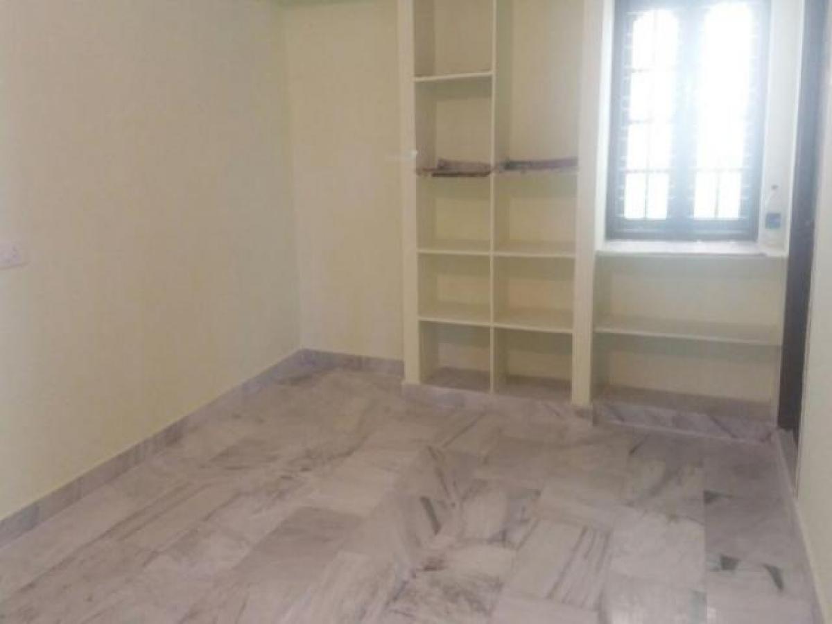 2 bedrooms House in Hyderabad, India No. 20985