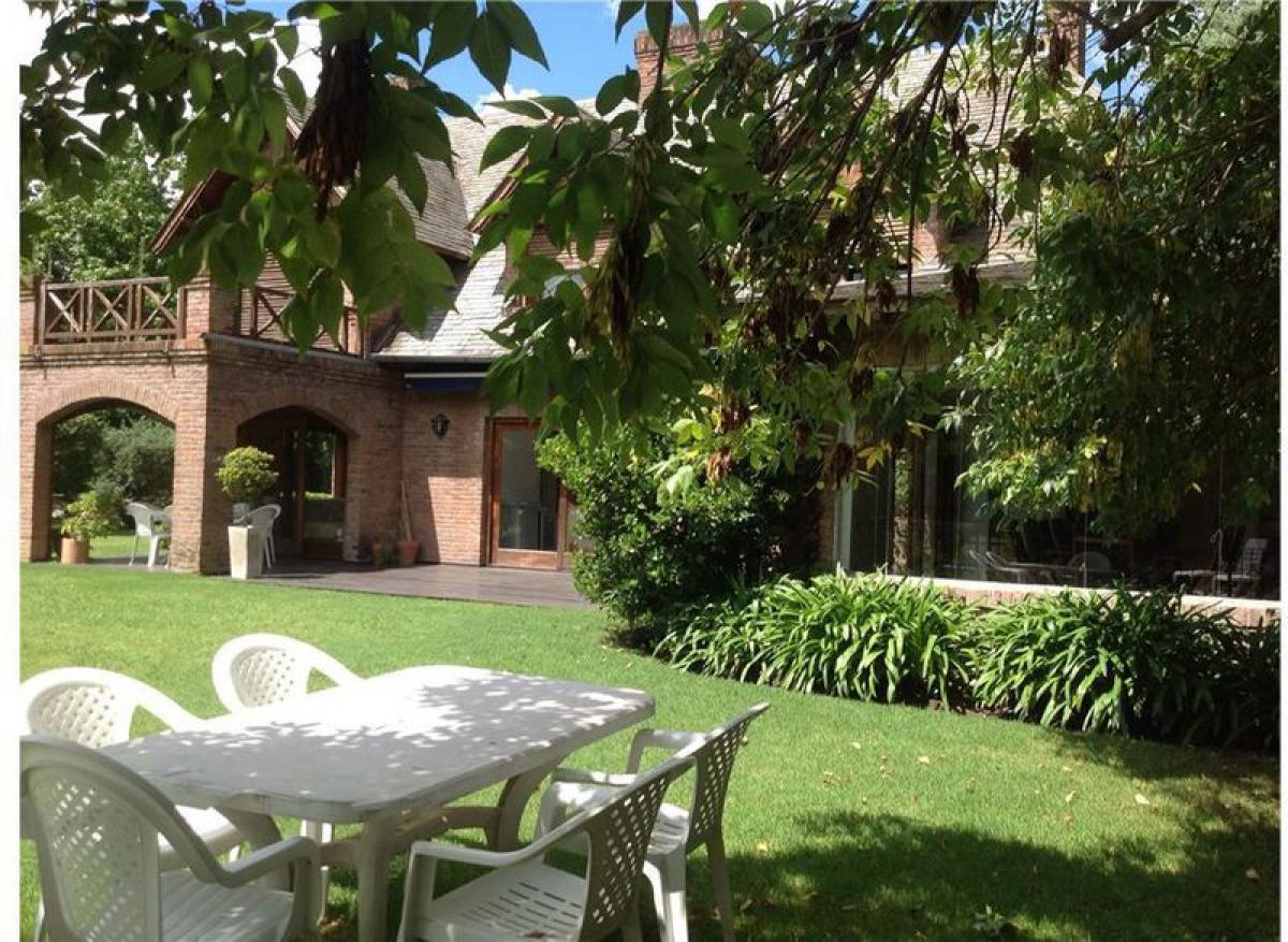 3 bedrooms House in Pilar, Argentina No. 3394