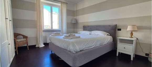 6 rooms Apartment in Genoa, Italy No. 117090 35