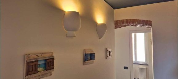 6 rooms Apartment in Genoa, Italy No. 117090 38