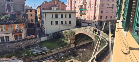 6 rooms Apartment in Genoa, Italy No. 117090 8