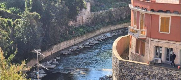 6 rooms Apartment in Genoa, Italy No. 117090 34