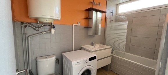 Studio in Bordeaux, France No. 345543 3