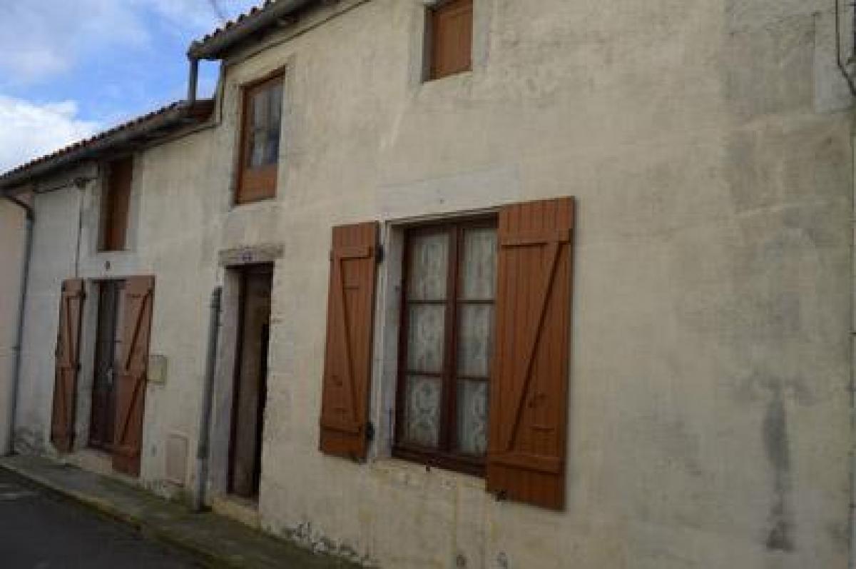 Estúdio em Ruffec, France N.º 22519