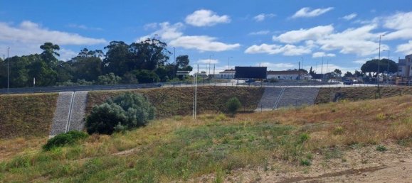 Grundstück in Almada, Portugal 4197m², Nr. 92005 3