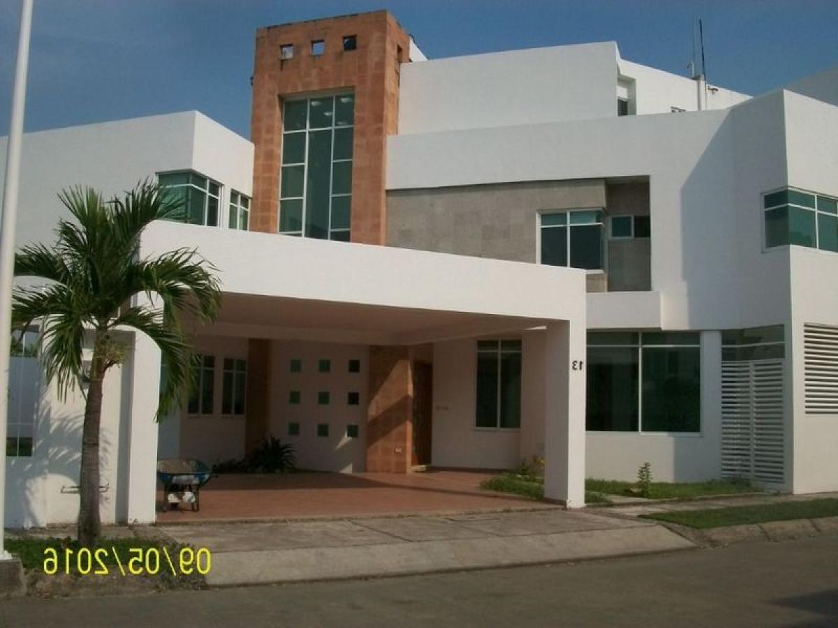 3 bedrooms House in Tabasco, Mexico No. 150841