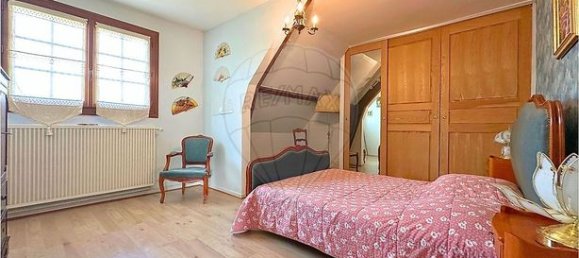 5 Schlafzimmer Haus in Senlis, France, Nr. 312387 10