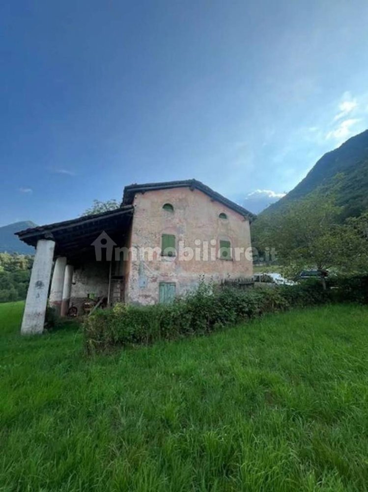 8 chambres Maison à Pasturo, Italy No. 323528