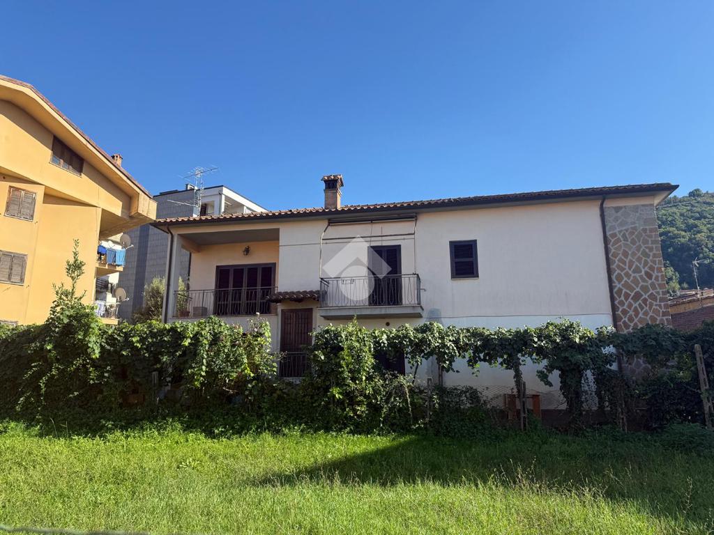 3 bedrooms Apartment in Artena, Italy No. 371412