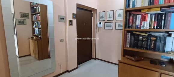 2 bedrooms Apartment in Milan, Italy No. 357787 23
