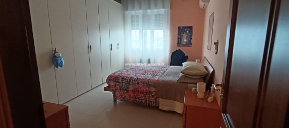 2 bedrooms Apartment in Milan, Italy No. 357787 11