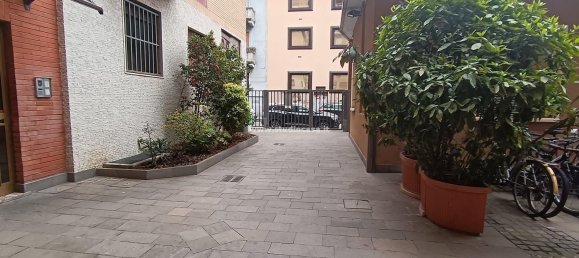 2 bedrooms Apartment in Milan, Italy No. 357787 20
