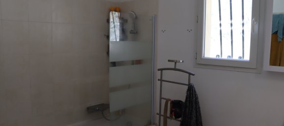 3 bedrooms Villa in Saint-Saturnin-les-Apt, France No. 190768 6