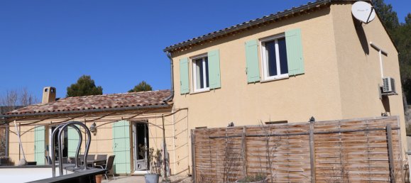 3 bedrooms Villa in Saint-Saturnin-les-Apt, France No. 190768 2