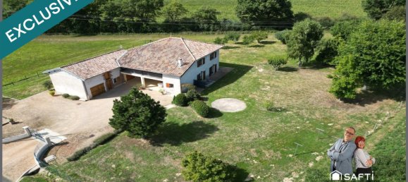 3 bedrooms House in Ain, France No. 341539 2