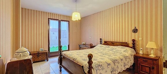 Casa de 3 dormitorios en Fontenay-le-Vicomte, France No. 174169 17