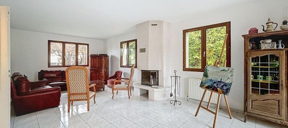 Casa de 3 dormitorios en Fontenay-le-Vicomte, France No. 174169 6