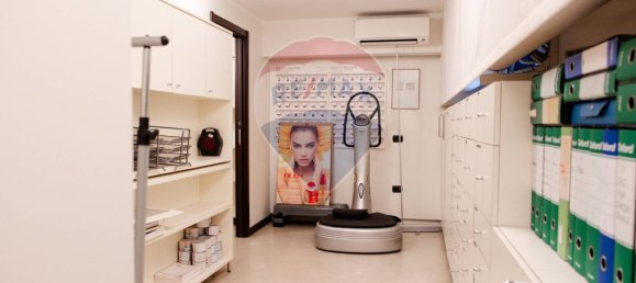 10-salle Propriété commerciale à Concorezzo, Italy No. 58221 8