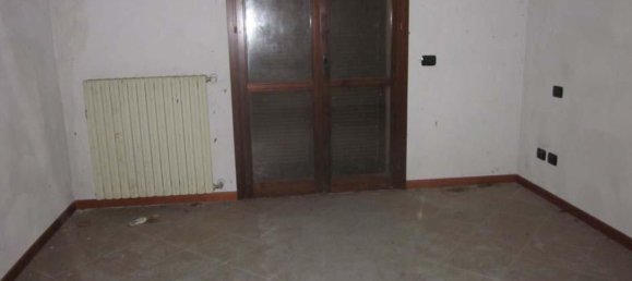 5 rooms Apartment in Certosa di Pavia, Italy No. 82460 6