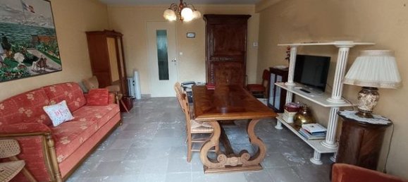 2 Schlafzimmer Haus in Jura, France, Nr. 304545 6