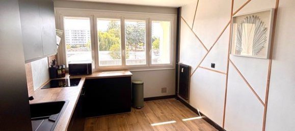 Apartamento de 1 dormitorio en Caen, France No. 356993 2