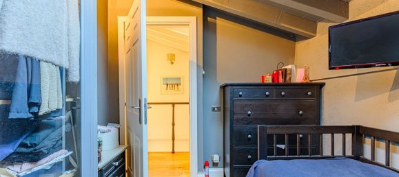 6 rooms Villa in Campi Bisenzio, Italy No. 212642 45