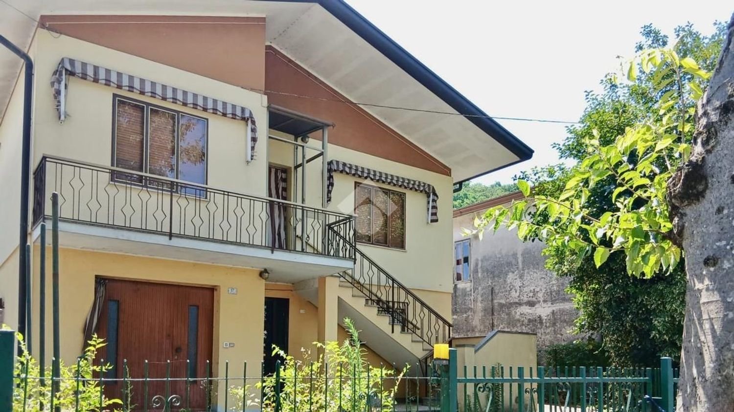 Casa de 3 habitaciónes en Rovolon, Italy No. 216405