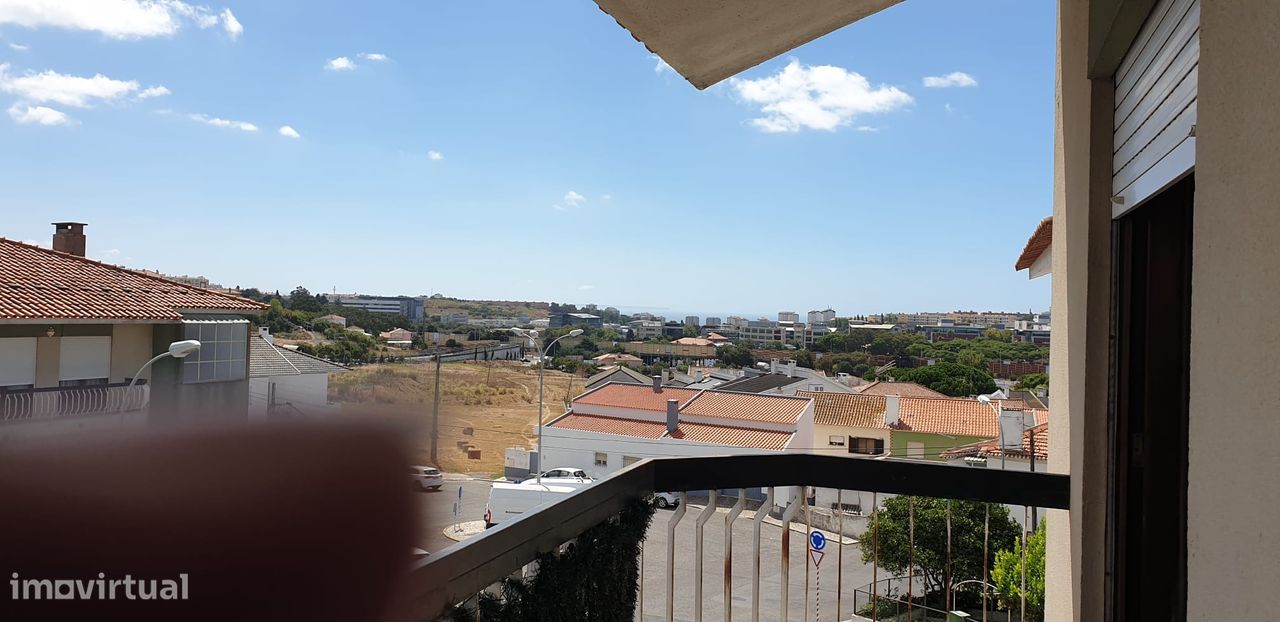 Apartamento de 3 dormitorios en Porto Salvo, Portugal No. 353072