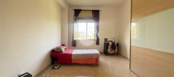 3 rooms Apartment in Naples, Italy No. 14634 12