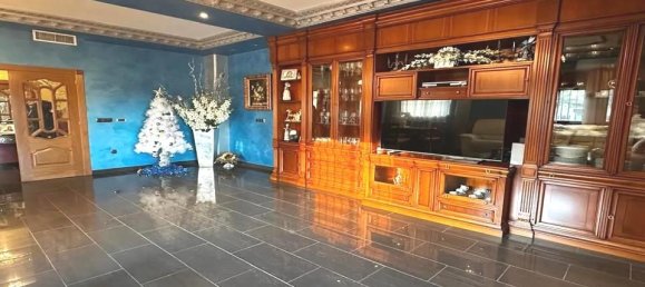 4 Schlafzimmer Villa in Alicante, Spain, Nr. 176075 6