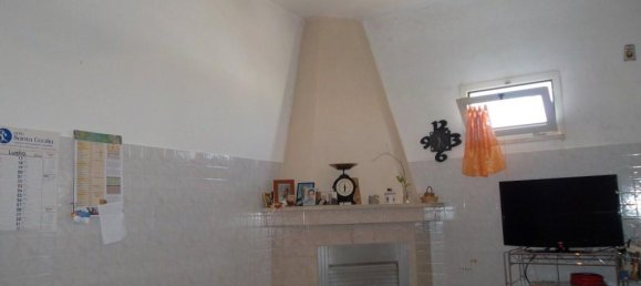 5-Zimmer Haus in Matino, Italy, Nr. 229351 12