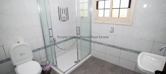 Villa de 7 dormitorios en Aradippou, Cyprus No. 4040 9