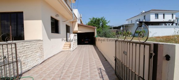 Villa de 7 dormitorios en Aradippou, Cyprus No. 4040 3