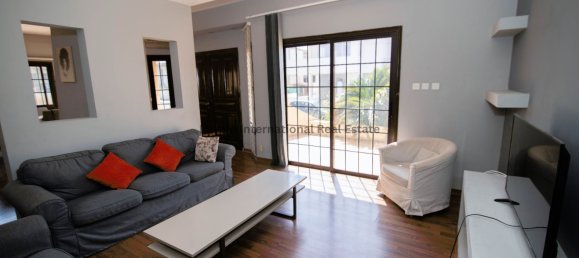 Villa de 7 dormitorios en Aradippou, Cyprus No. 4040 22